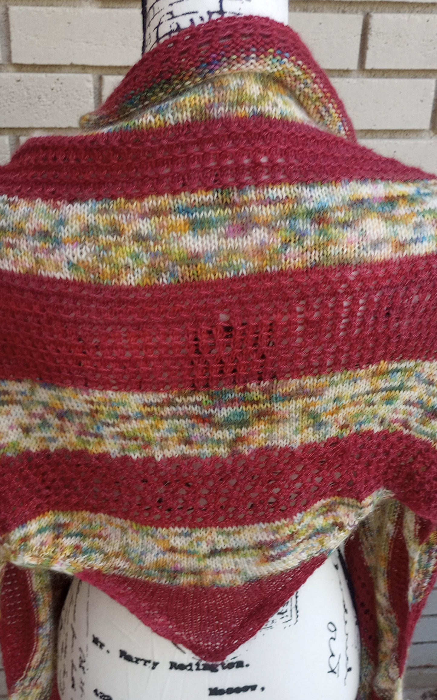 BERMUDA TRIANGLE SHAWL - Knitting Pattern