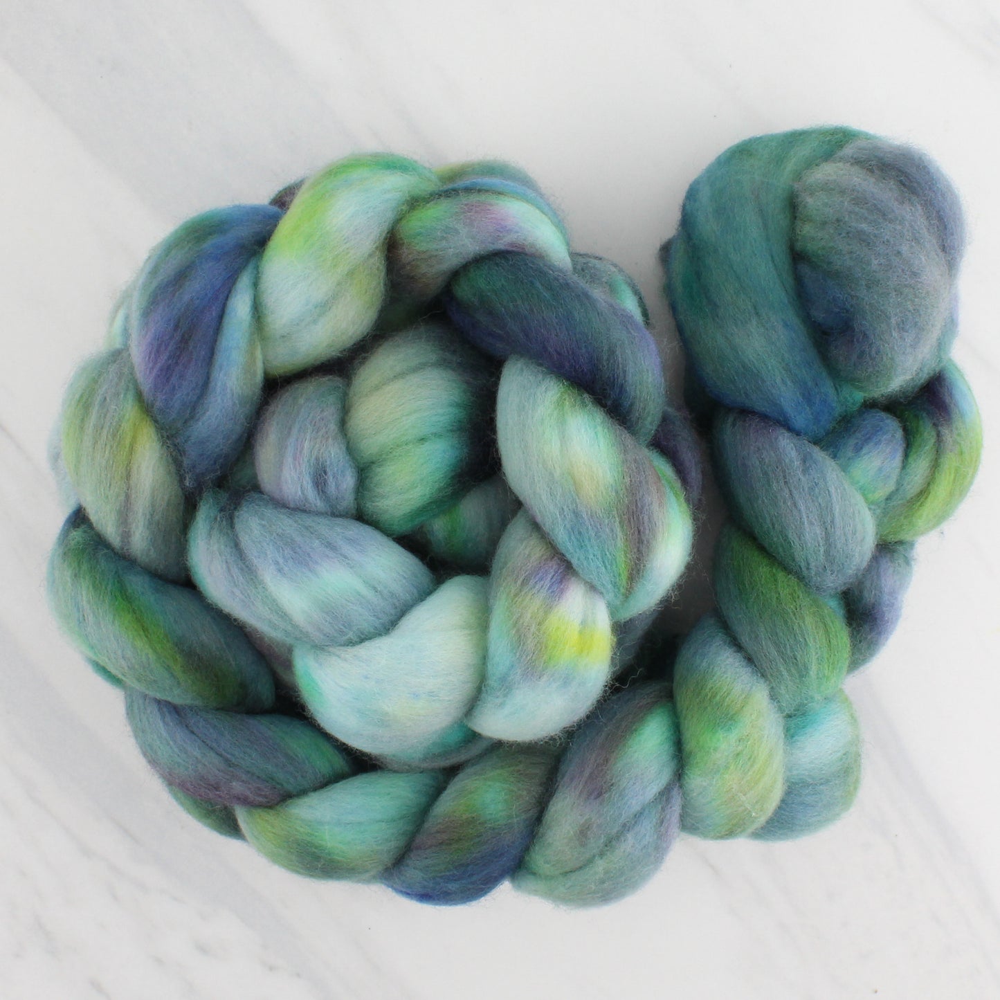 EOWYN MEETS WITH ARAGORN Hand-Dyed Extra-Fine 18.5 Micron Merino Top