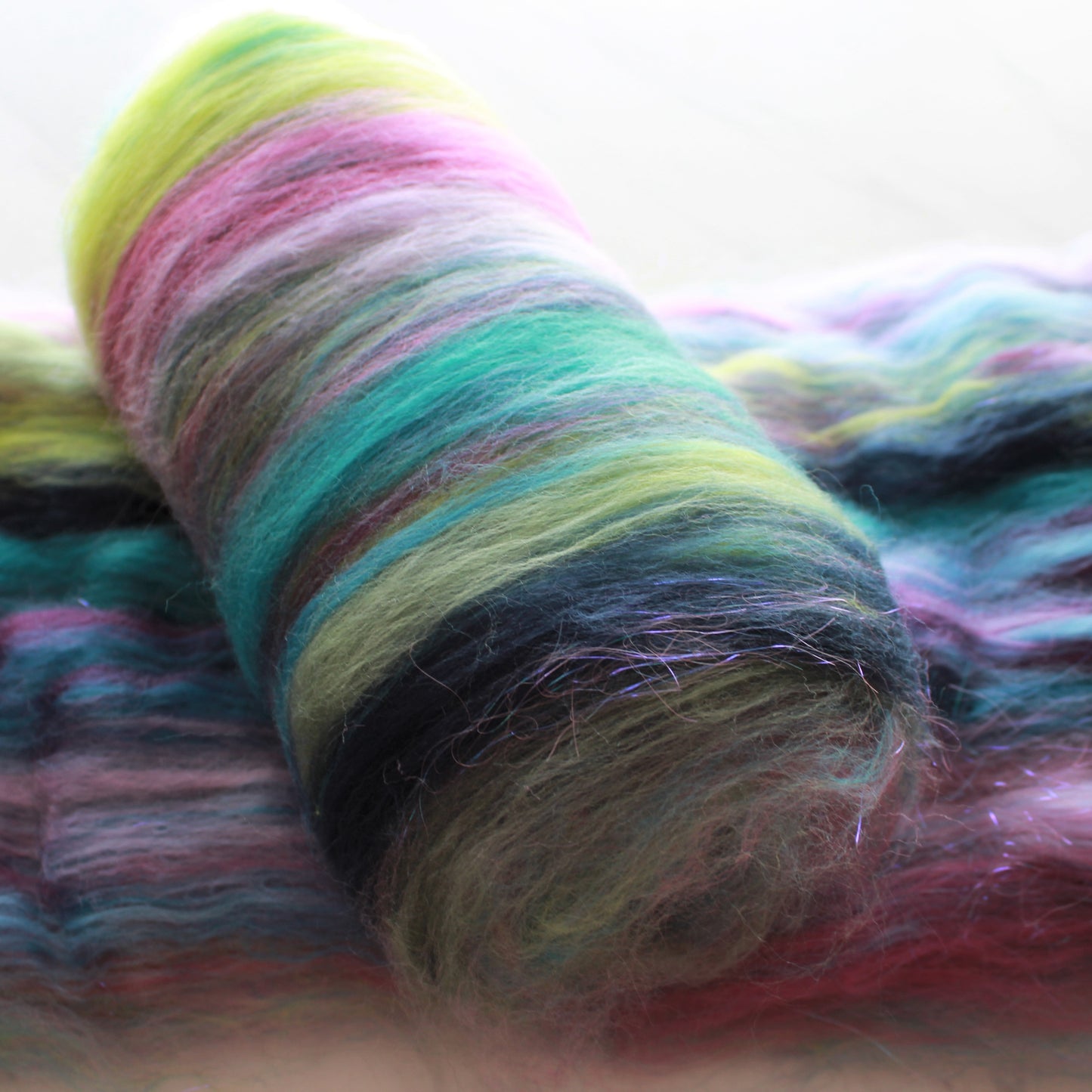 LAKE COMO Spinning Fiber Batt - Purple Lamb