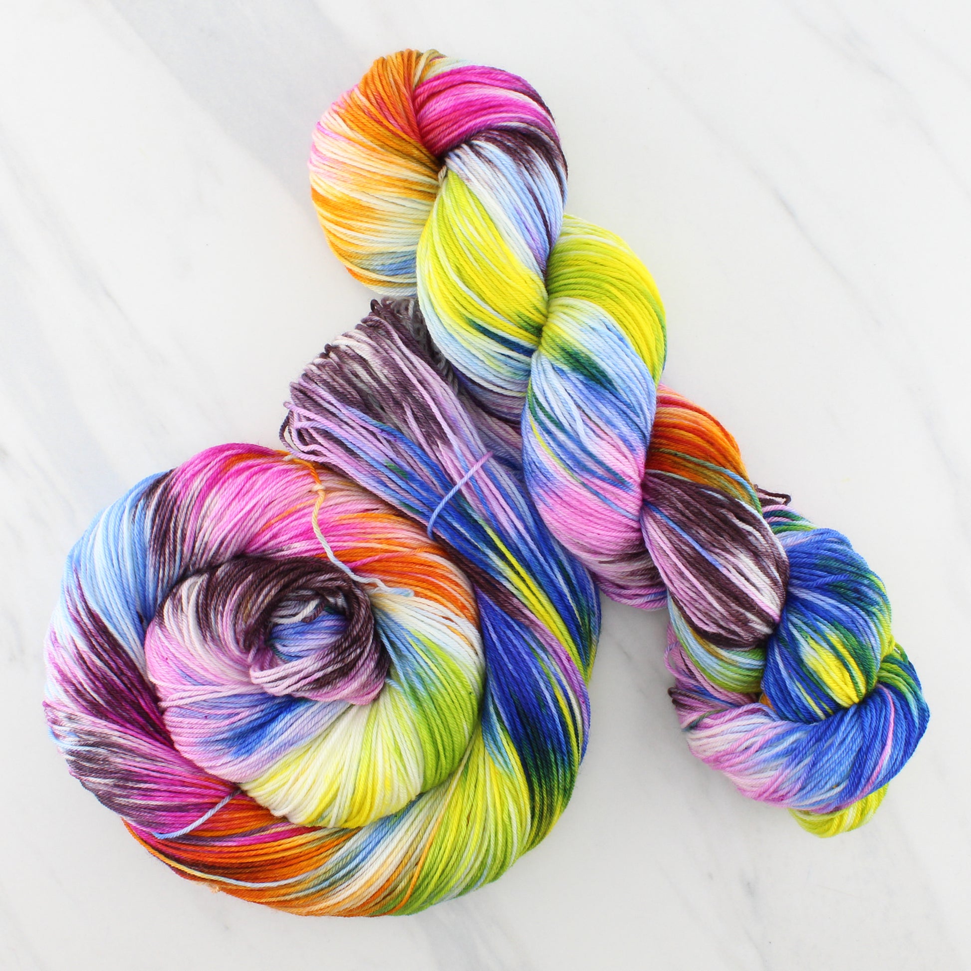 JONES' LES VENDEUSES DE TISSUE on Sock Perfection - Indie-Dyed Yarn - Purple Lamb