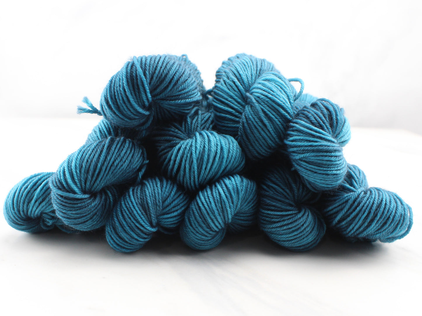 ANNUNCIATION BLUE MINI SKEIN on Splendid Sock - Purple Lamb
