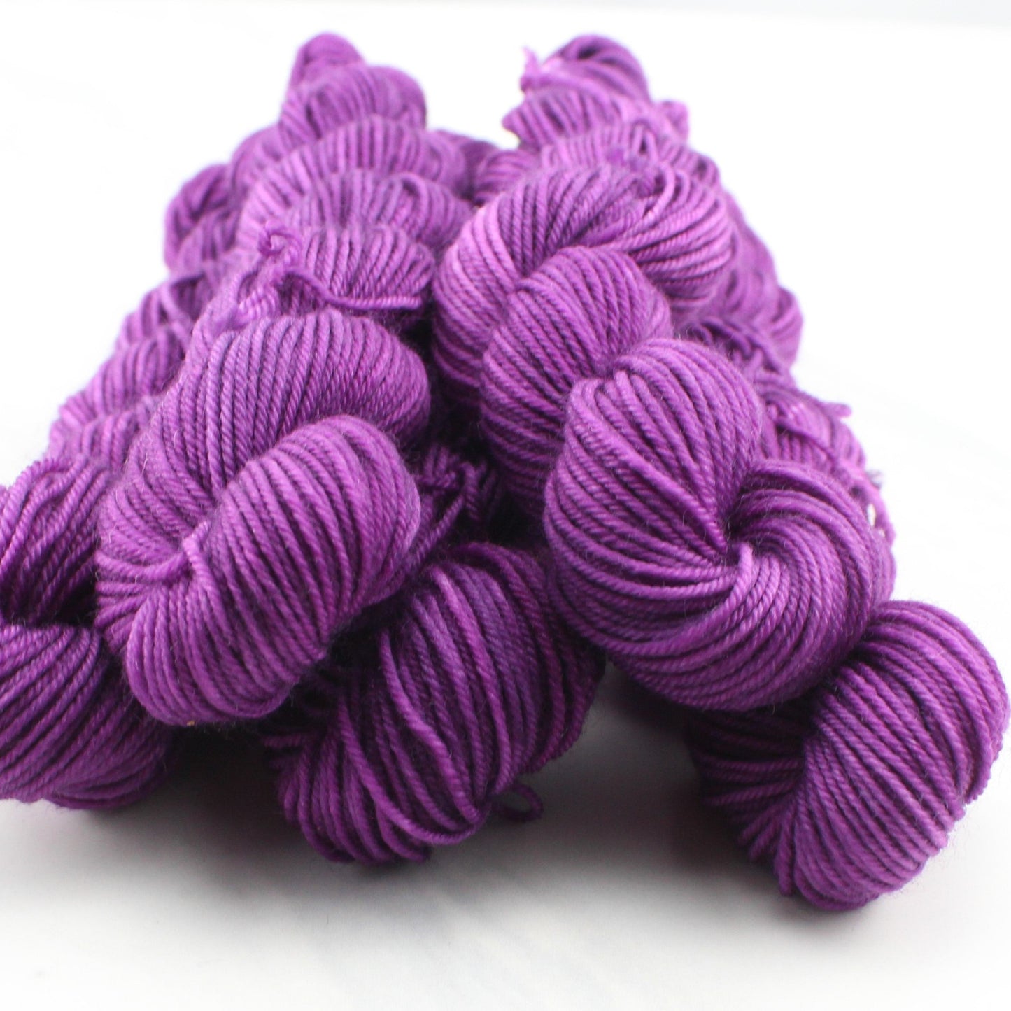 EGGPLANT MINI SKEIN on Splendid Sock - Purple Lamb