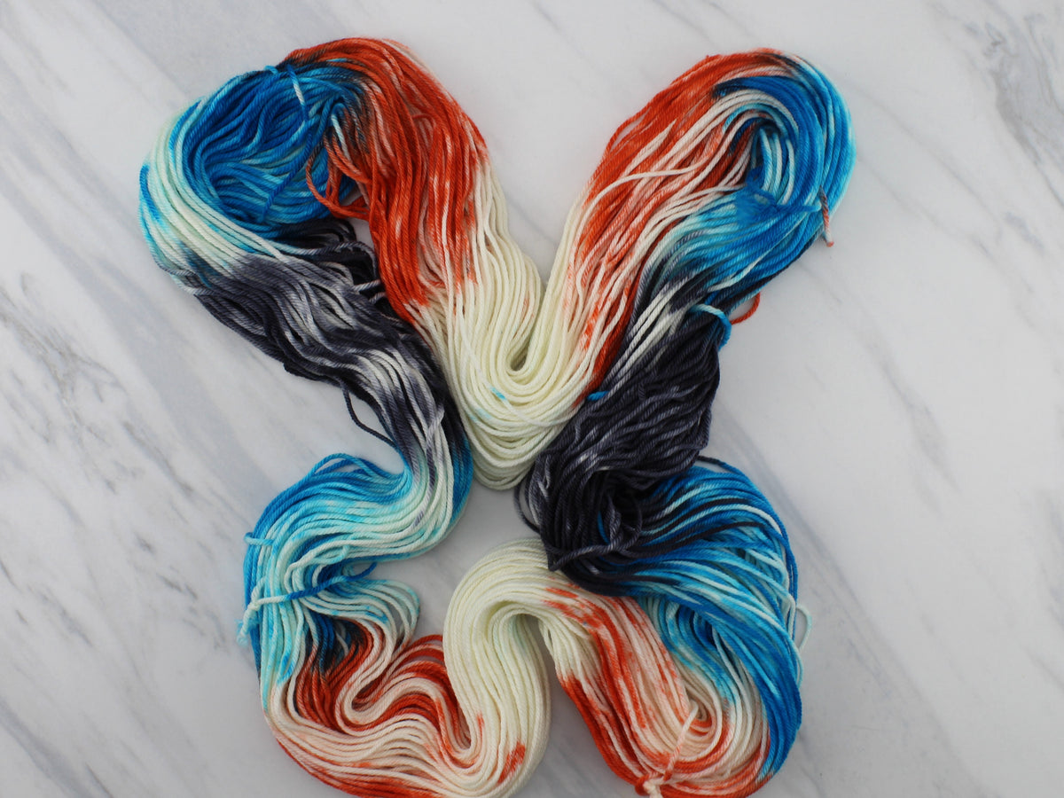 KINGFISHER IndieDyed Yarn on Squoosh DK Purple Lamb