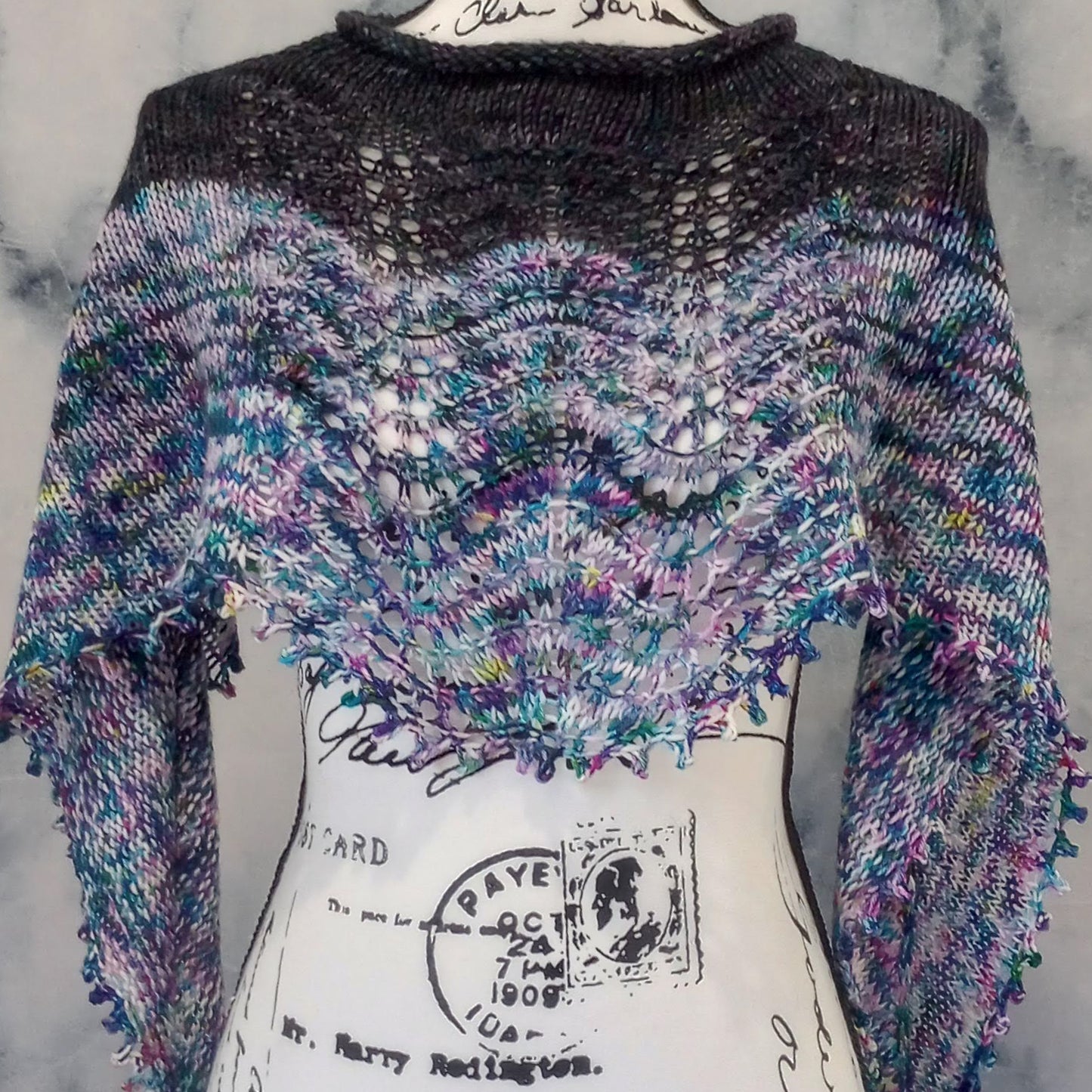 ANGEL WINGS PONCHETTE KNITTING PATTERN