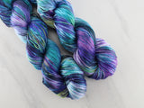 BEAUTIFUL UNIVERSE Indie-Dyed Yarn on Diamond Silk Sock