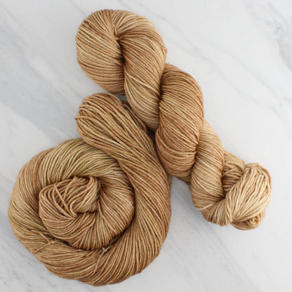 FAWN Hand Dyed on Squoosh Worsted - Semi-Solid Colorway
