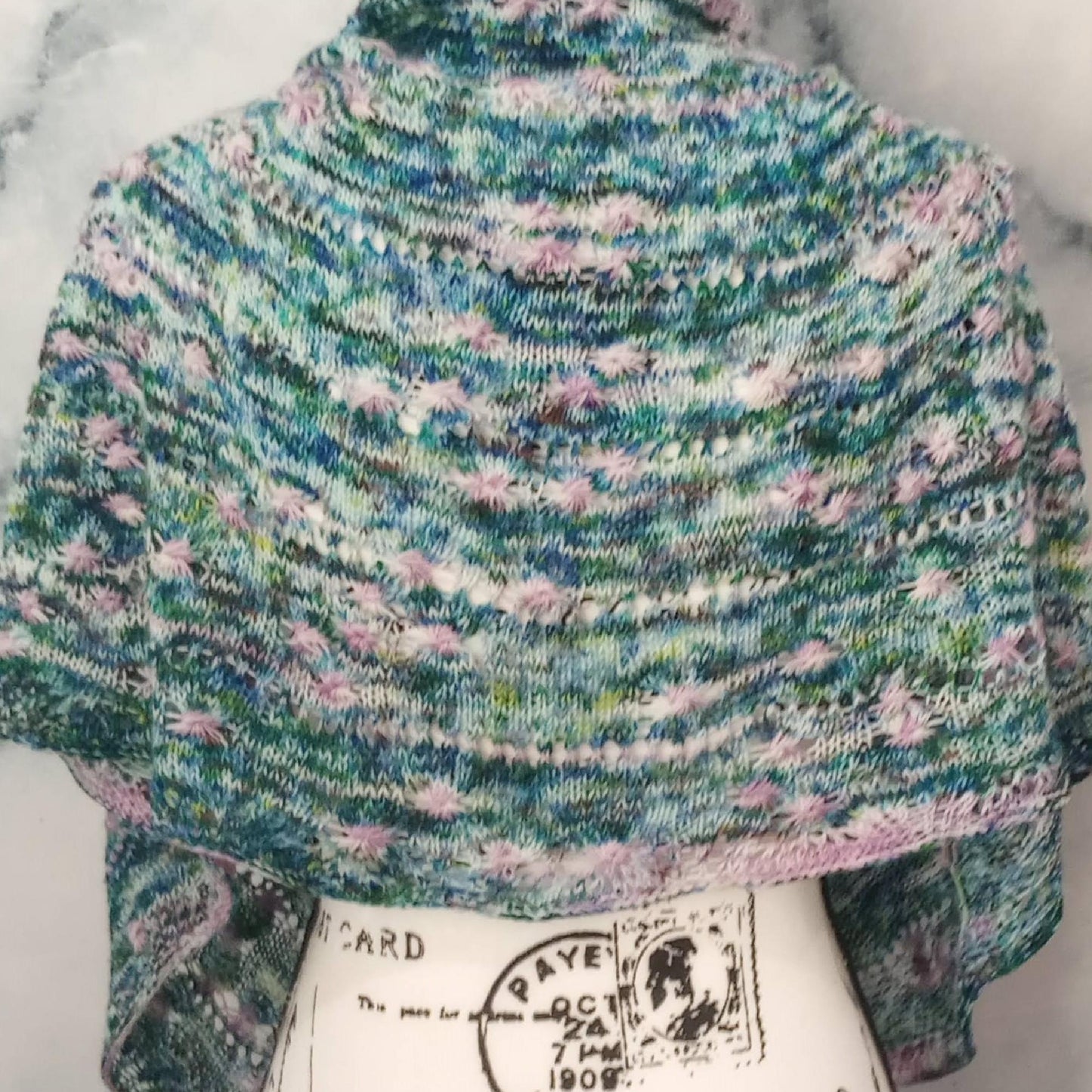 FIELD OF FLOWERS CRESCENT SHAWL - Knitting Pattern