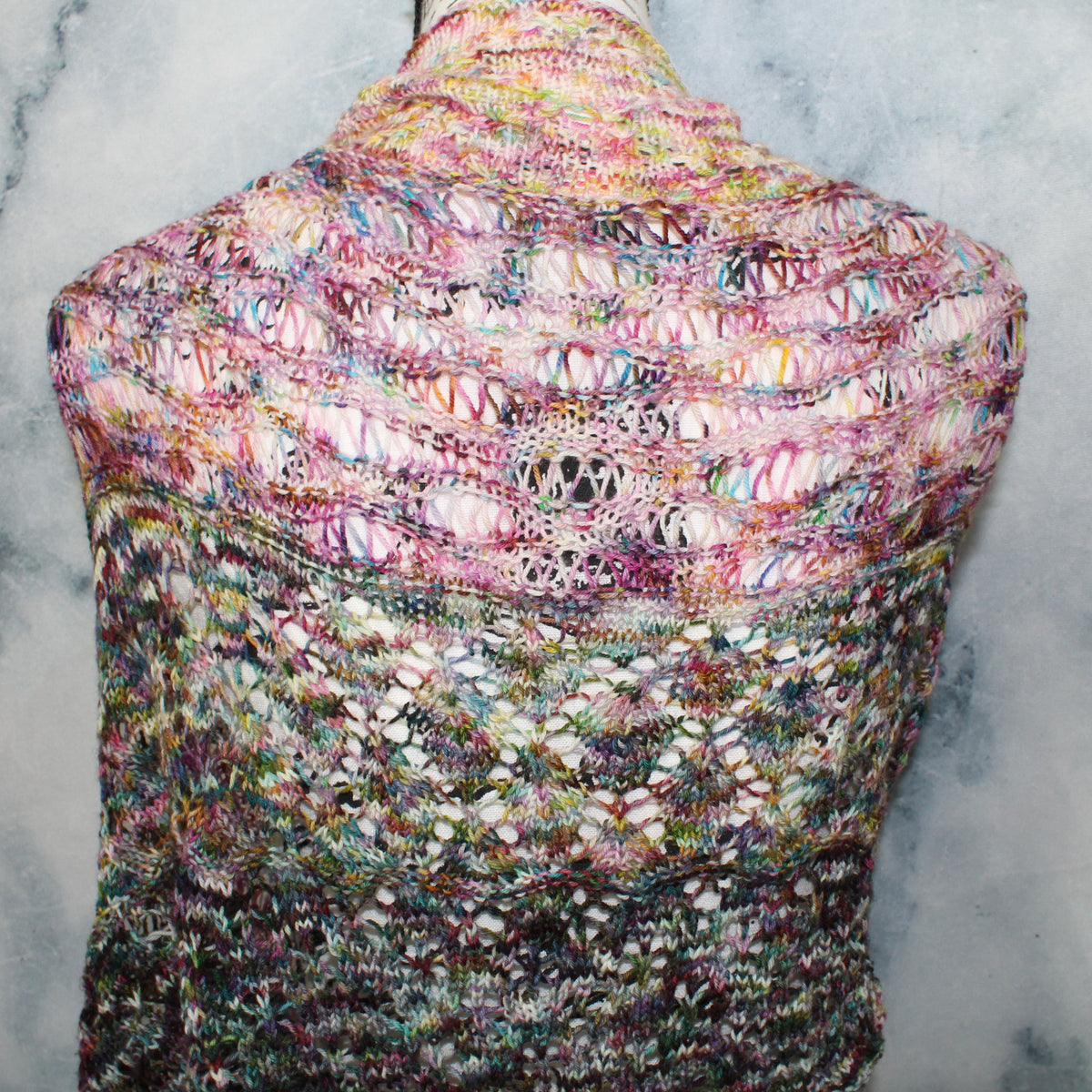 FOUR SEASONS RECTANGULAR WRAP KNITTING PATTERN FOR FINGERING-WEIGHT YARN
