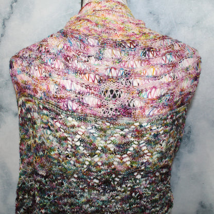 FOUR SEASONS RECTANGULAR WRAP KNITTING PATTERN FOR FINGERING-WEIGHT YARN