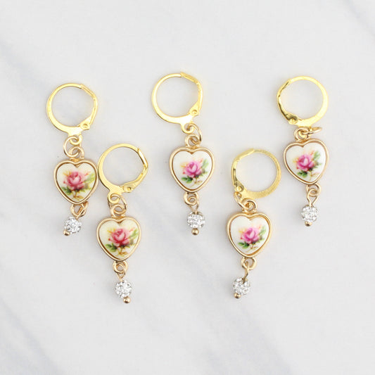 HEARTS AND ROSES STITCH MARKER SETS FOR KNITTING AND CROCHET