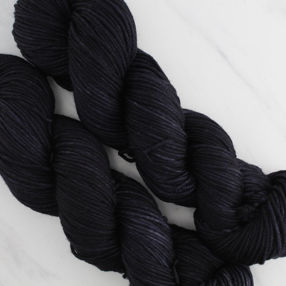 LITTLE BLACK DRESS on Squoosh Worsted - Semi-Solid Colorway