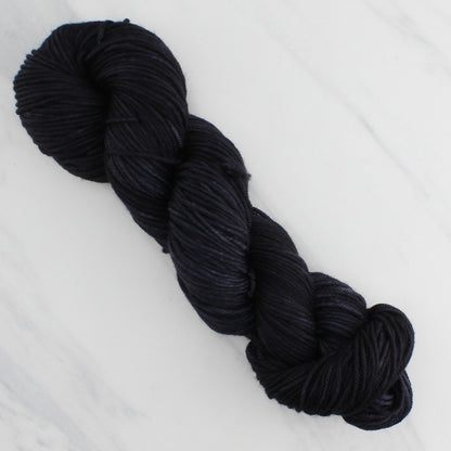 LITTLE BLACK DRESS on Squoosh Worsted - Semi-Solid Colorway