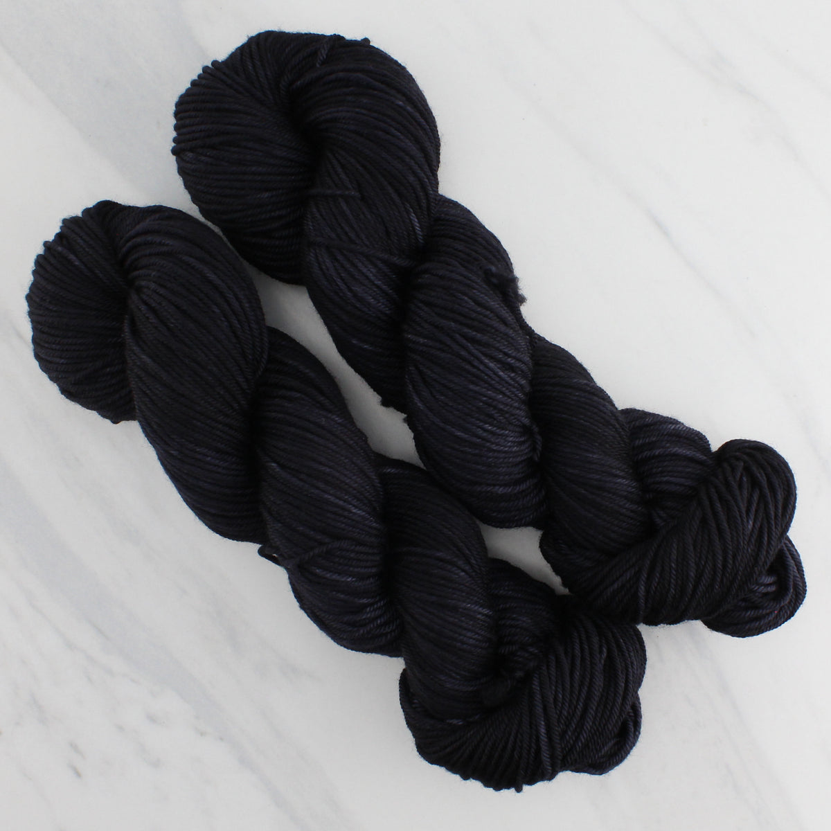 LITTLE BLACK DRESS on Squoosh Worsted - Semi-Solid Colorway