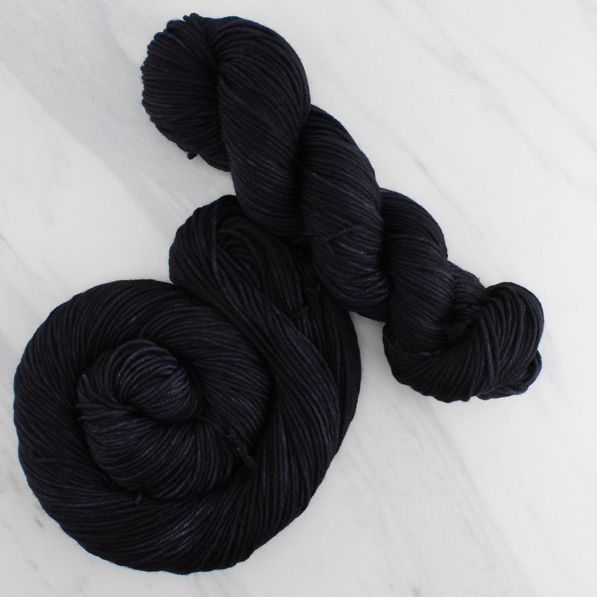 LITTLE BLACK DRESS on Squoosh Worsted - Semi-Solid Colorway