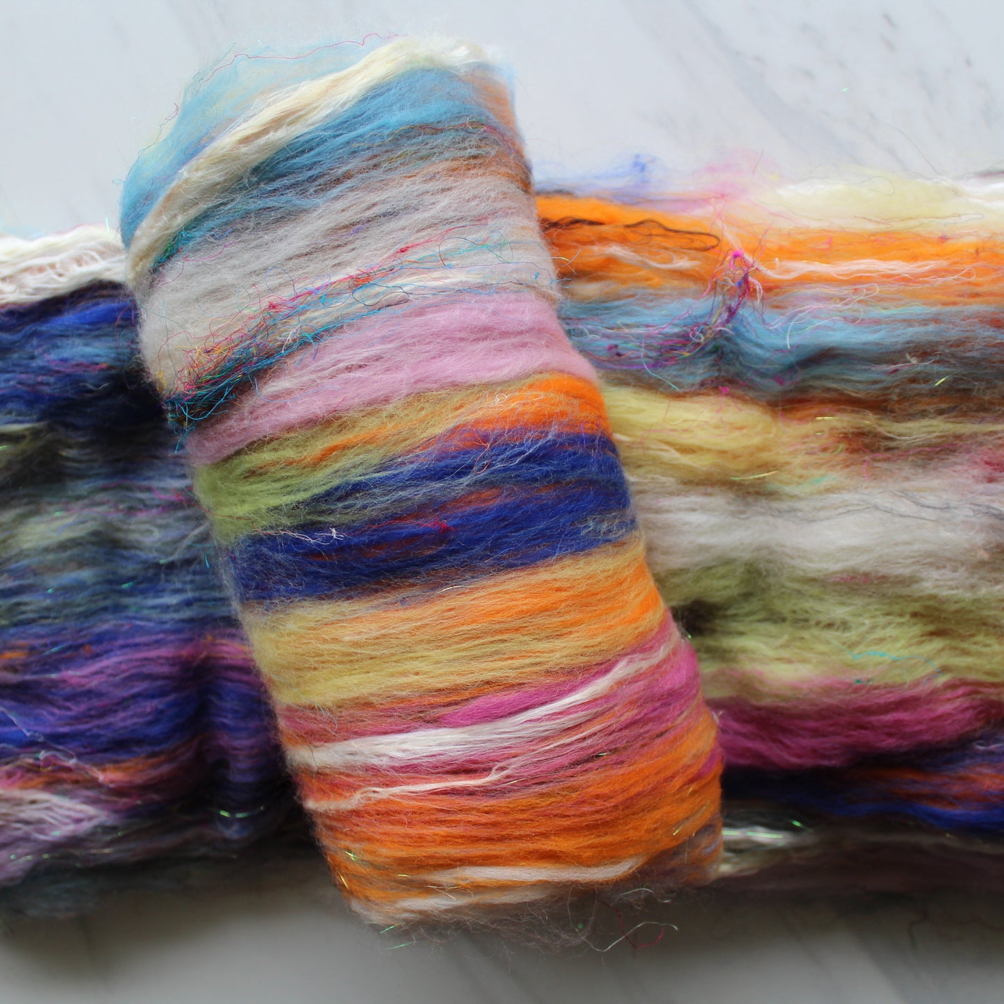 JONES' LES VENDEUSES DE TISSUE Art Batts to Spin and Felt