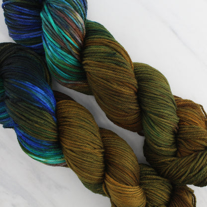 PEACOCK FEATHERS Indie-Dyed Yarn on Squoosh DK