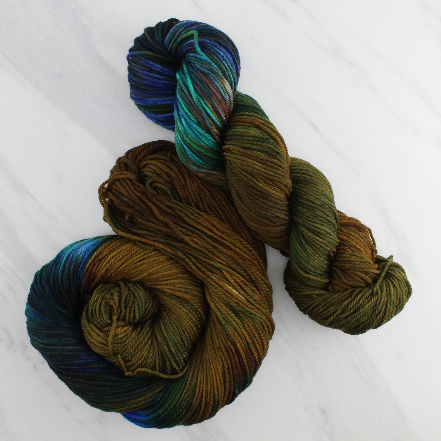 PEACOCK FEATHERS Indie-Dyed Yarn on Squoosh DK