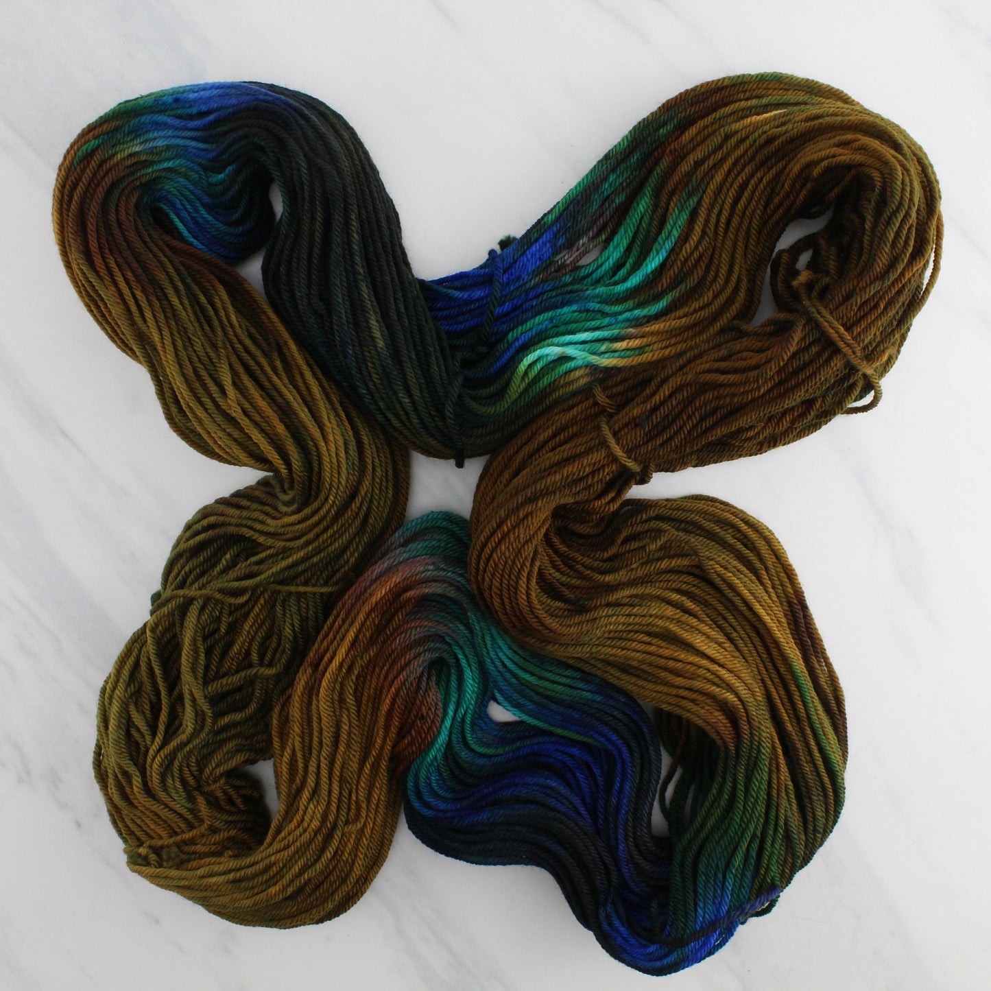 PEACOCK FEATHERS Indie-Dyed Yarn on Squoosh DK