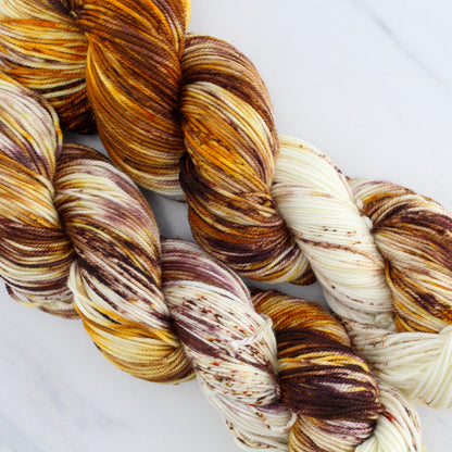 PUMPKIN SPICE LATTE Hand Dyed on Splendid Sport - Assigned Pooling Yarn