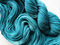 ANNUNCIATION BLUE Indie-Dyed Yarn on Squoosh DK - Purple Lamb