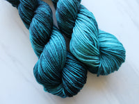 ANNUNCIATION BLUE Hand-Dyed Yarn on Wonderful Worsted - Purple Lamb