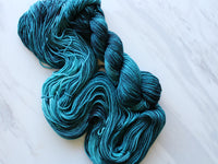 ANNUNCIATION BLUE Hand-Dyed Yarn on Wonderful Worsted - Purple Lamb