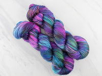 BEAUTIFUL UNIVERSE Hand-Dyed Yarn on So Silky Sock - Purple Lamb
