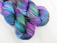 BEAUTIFUL UNIVERSE Hand-Dyed Yarn on So Silky Sock - Purple Lamb