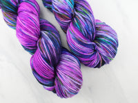 BEAUTIFUL UNIVERSE on Wonderful Worsted - Purple Lamb