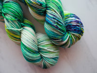 GALADRIEL'S GIFT Indie-Dyed Yarn on Squoosh DK - Purple Lamb