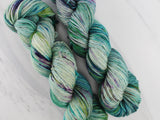 THE HANDS OF THE KING Hand-Dyed Yarn on Squoosh DK - Purple Lamb