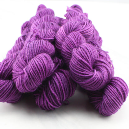 EGGPLANT MINI SKEIN on Splendid Sock - Purple Lamb