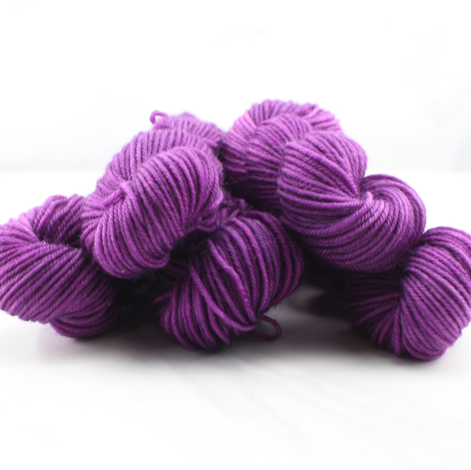 EGGPLANT MINI SKEIN on Splendid Sock - Purple Lamb