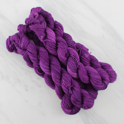 EGGPLANT MINI SKEIN on Splendid Sock - Purple Lamb