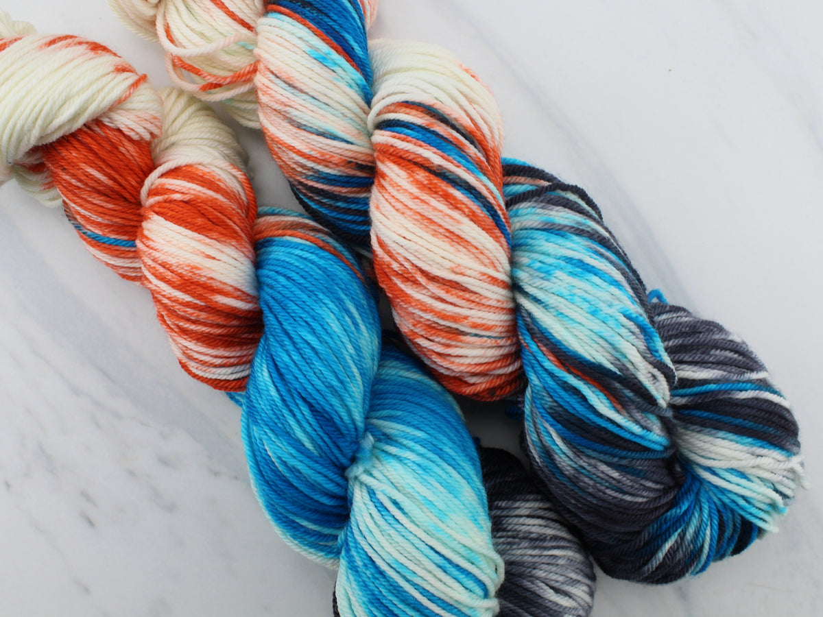 KINGFISHER IndieDyed Yarn on Squoosh DK Purple Lamb