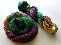 LOTHLORIEN Indie-Dyed Yarn on Squoosh DK - Purple Lamb