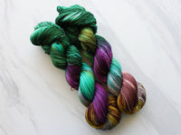 LOTHLORIEN Hand-Dyed Yarn on Sock Perfection - Purple Lamb