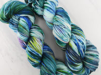 MONET'S WATER LILIES on Wonderful Worsted - Purple Lamb