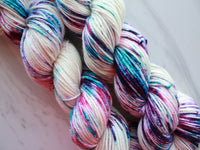 MONET Hand-Dyed Yarn on Squoosh DK - Purple Lamb