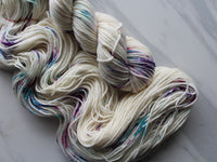 MONET  Indie-Dyed Yarn on Wonderful Worsted - Purple Lamb