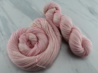 ROSE GELATO Indie-Dyed Yarn on Feather Sock