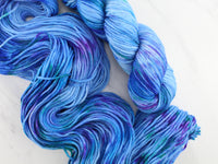 SAPPHIRE DREAMS on Wonderful Worsted - Purple Lamb