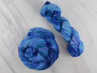 SAPPHIRE DREAMS on Wonderful Worsted - Purple Lamb